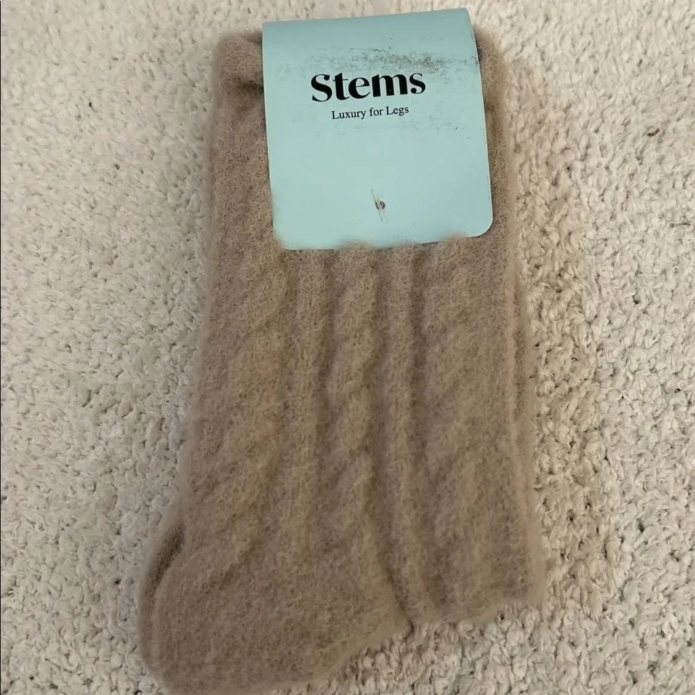 STEMS bundle crew  Golf Lettuce Edge Ankle Socks - White Winter plush cable grey